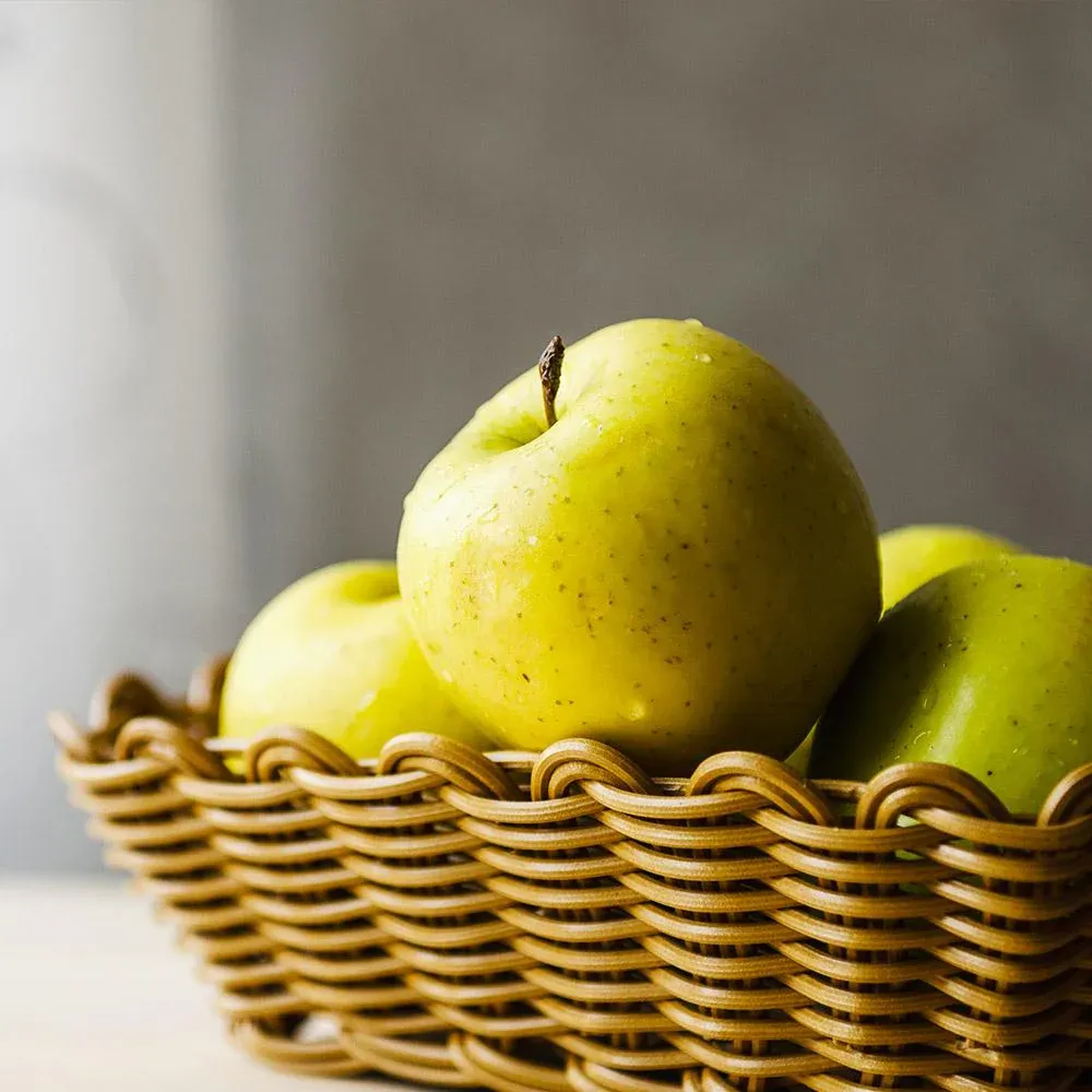 Honeygold Apple Tree - Productive Golden-Yellow Apple Variety