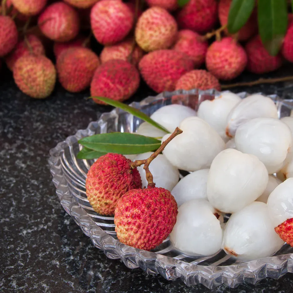 Sweetheart Lychee Fresh Tropical Fruit 2