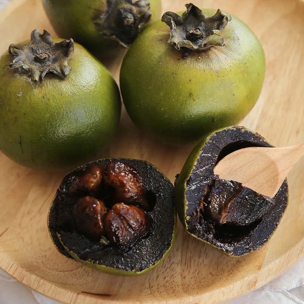 Black Sapote (Diospyros nigra) - Fresh Tropical Fruit 1