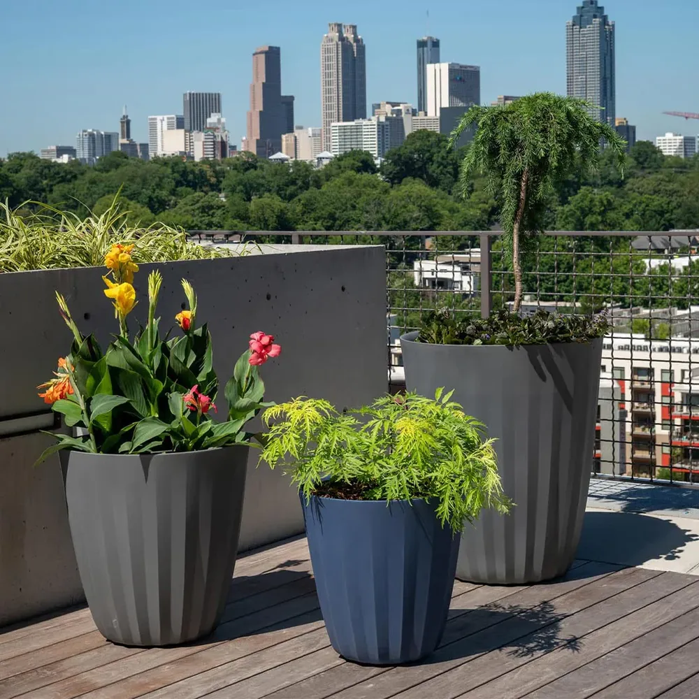 Crescent Garden Pleat Modern Planter in Slate 2