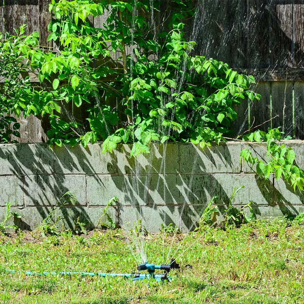 360-Degree Rotating Lawn Sprinkler for Garden and Yard Irrigation 5